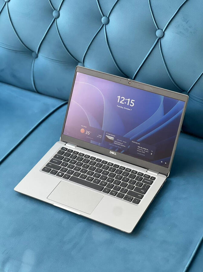 LAPTOPS
